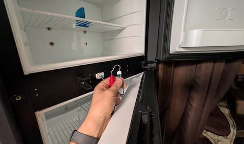 RV refrigerator electrical repair